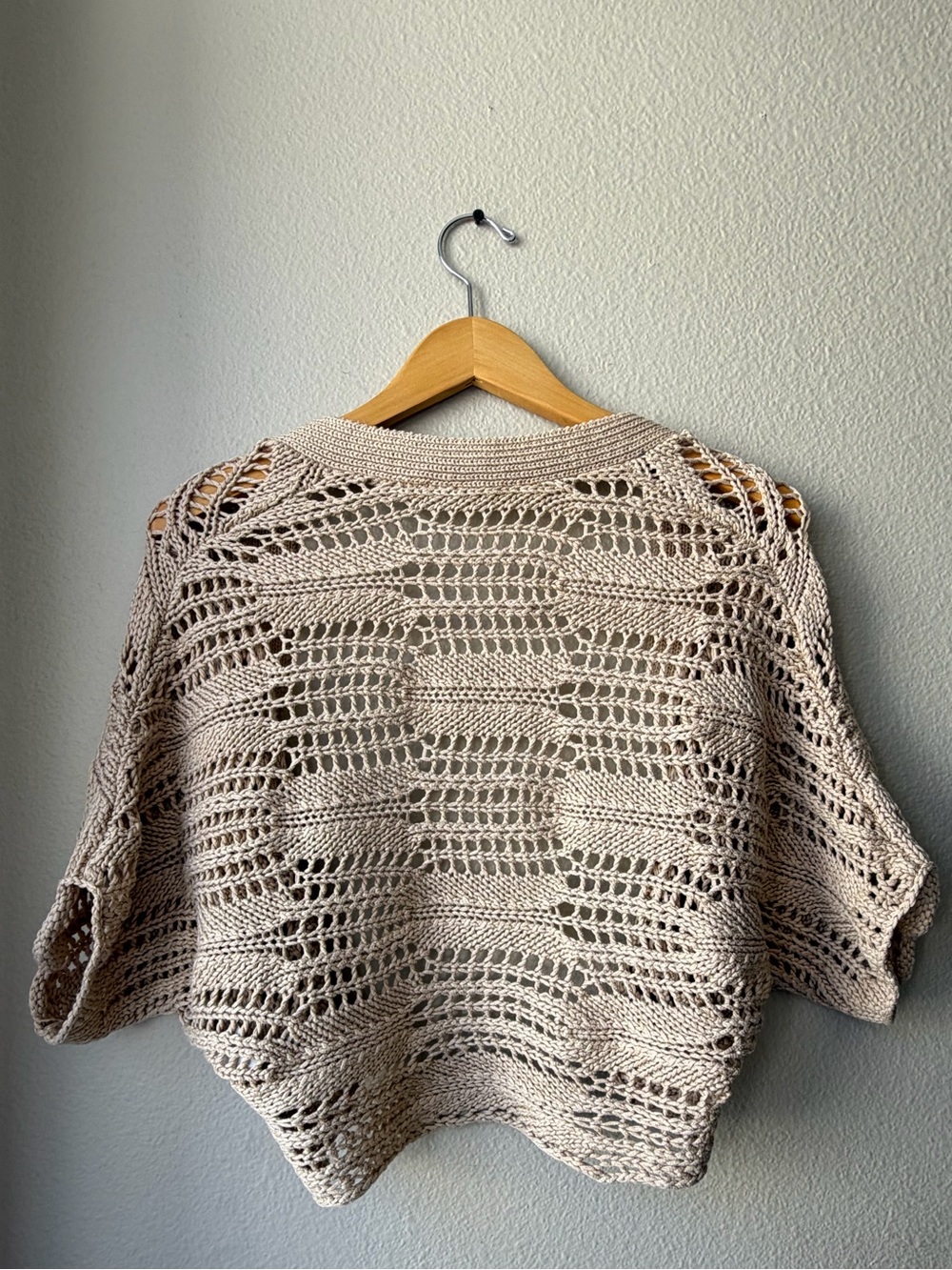 Halogen Beige Open-Knit Cropped Cardigan Shrug Size S/ M Boho Coastal Cotton - Picture 2 of 8